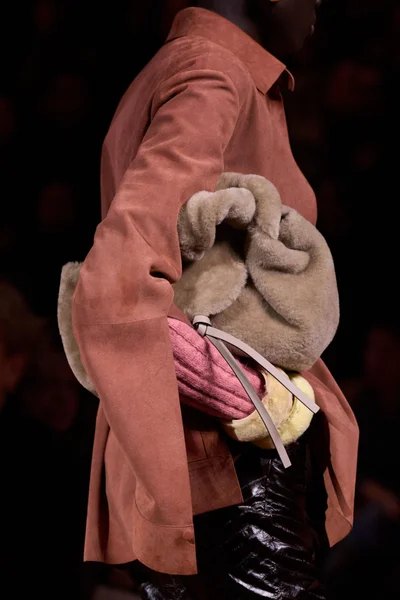 Look 66